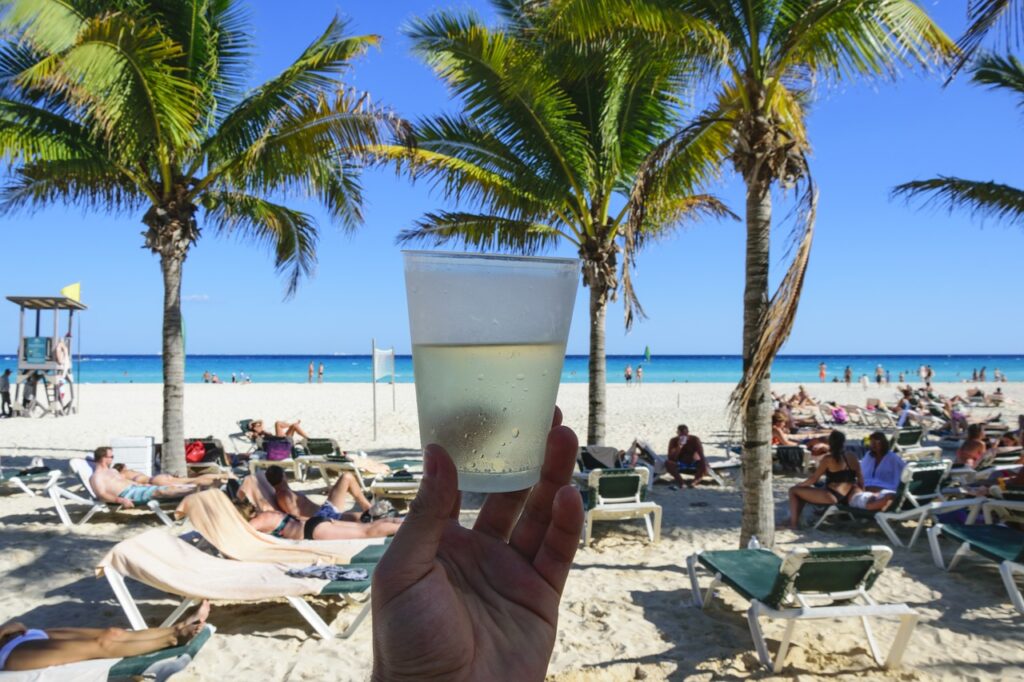mexico, cancun, drink-2459378.jpg